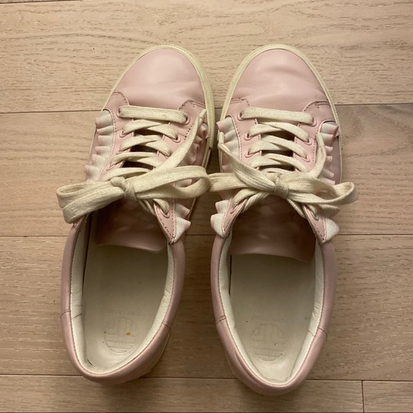 Tory Burch ruffle sneakers - Picture 8 of 11